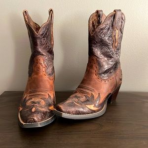 Ariat size 7 women’s boots